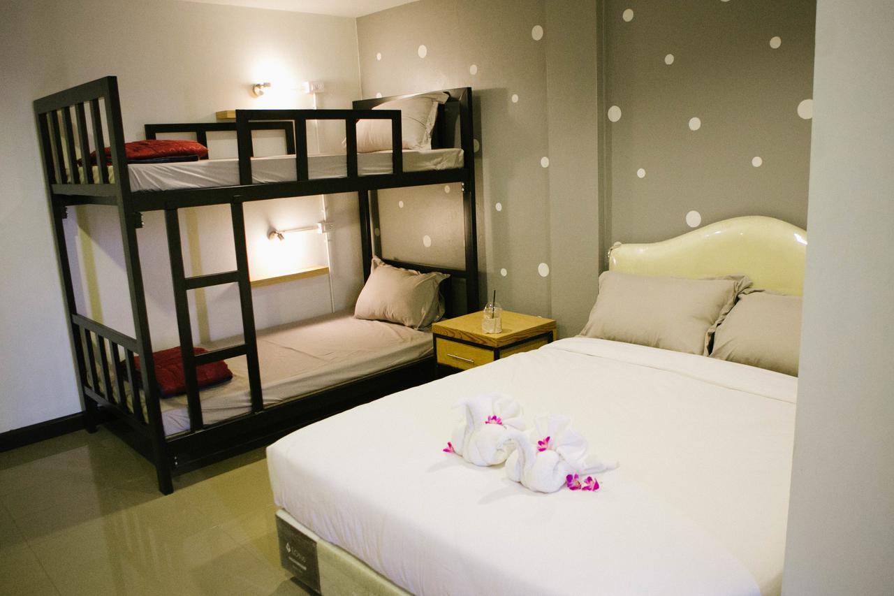 Full Stop. Hostel Chiang Mai Extérieur photo